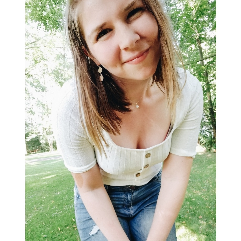 Meet your Posher, Erika